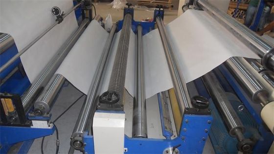 紙を穴を開け切る機械 0~140m/min 速さ19KW 380V